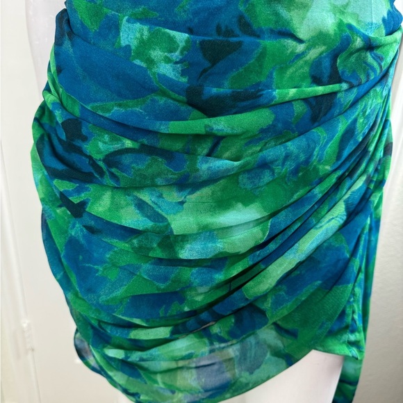 Elegant Green Floral Dress - Picture 7 of 13